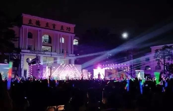 东莞市翰林实验学校丨这里每10个学生，有近5个考上重点大学