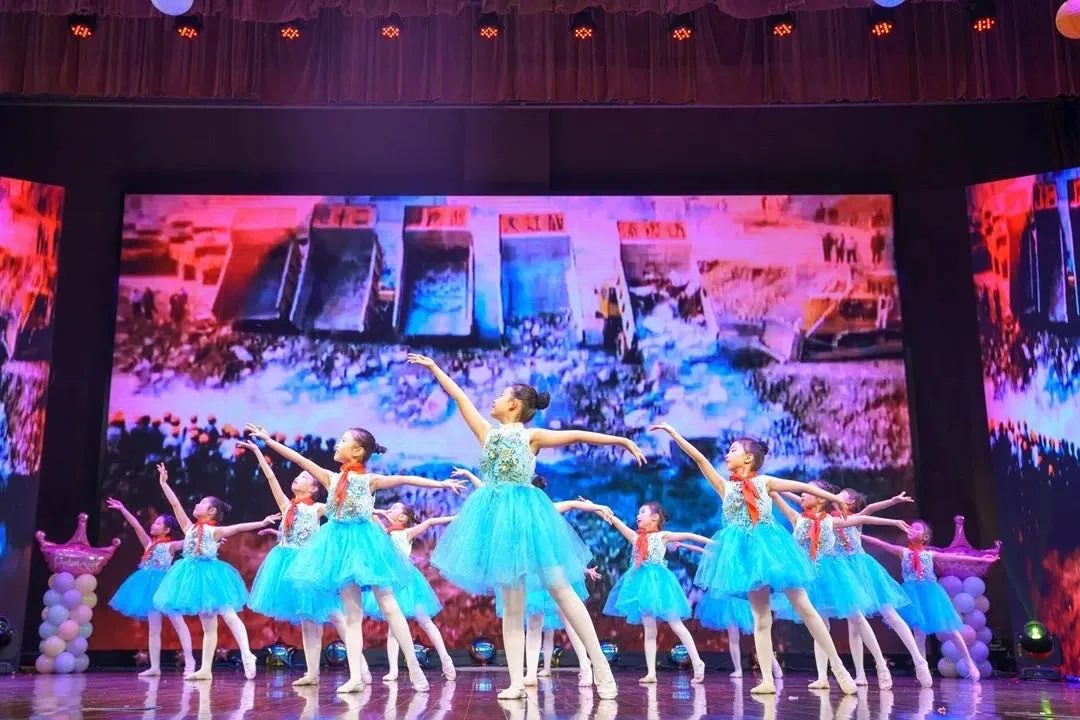 上海民办华东师大二附中紫竹双语学校诚聘中小学各科老师