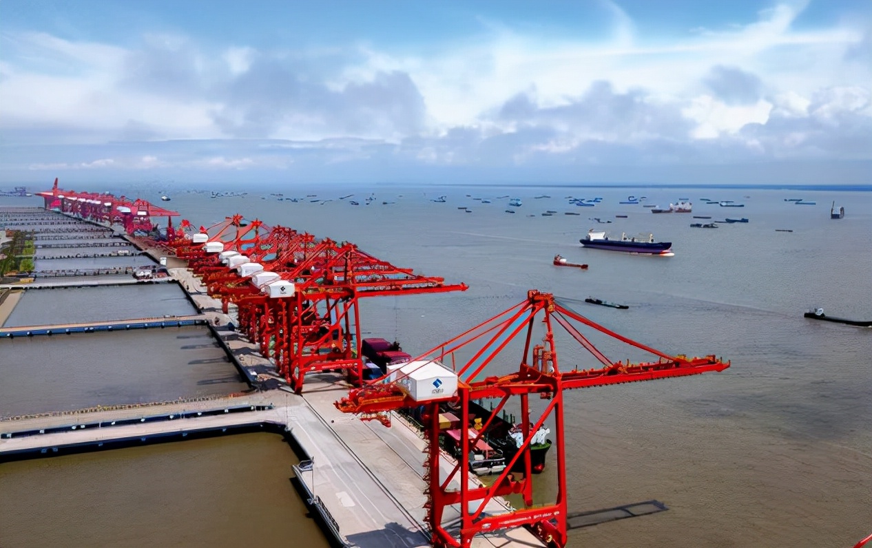 事业单位编制调整，6类岗位员工值得高兴，铁饭碗升级为金饭碗