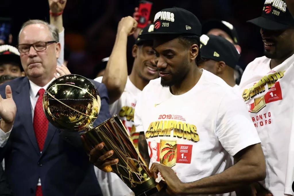 黎明為什么叫nba（NBA的王座之爭，永不會爛尾）