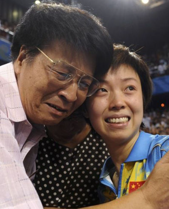 张怡宁参加过几次奥运会(张怡宁：手握19个世界冠军，自称奖牌该拿的都拿了，为何选择退役)