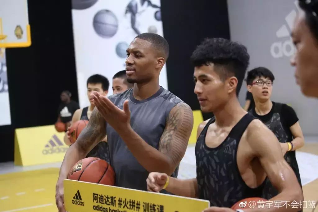 nba2k22脏辫为什么用不了(篮球网红的「新」流量时代)