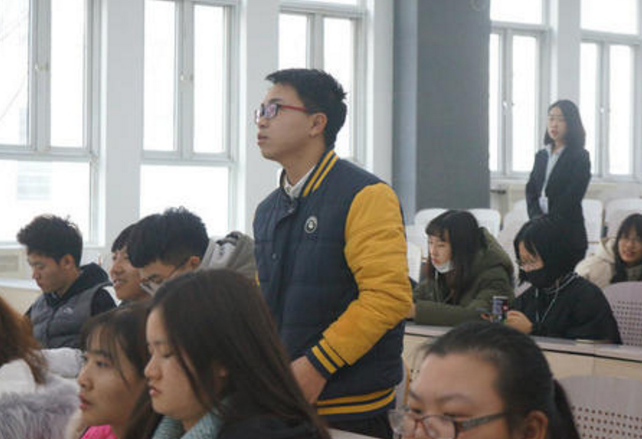 英语将不再列入高考科目？答案当然是想都别想，在学生意料之内