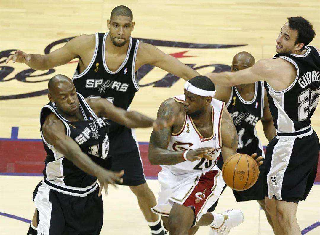 nba詹姆斯为什么要输（实力不济还是运气太差？詹姆斯为何输了6次总决赛，两次被横扫）