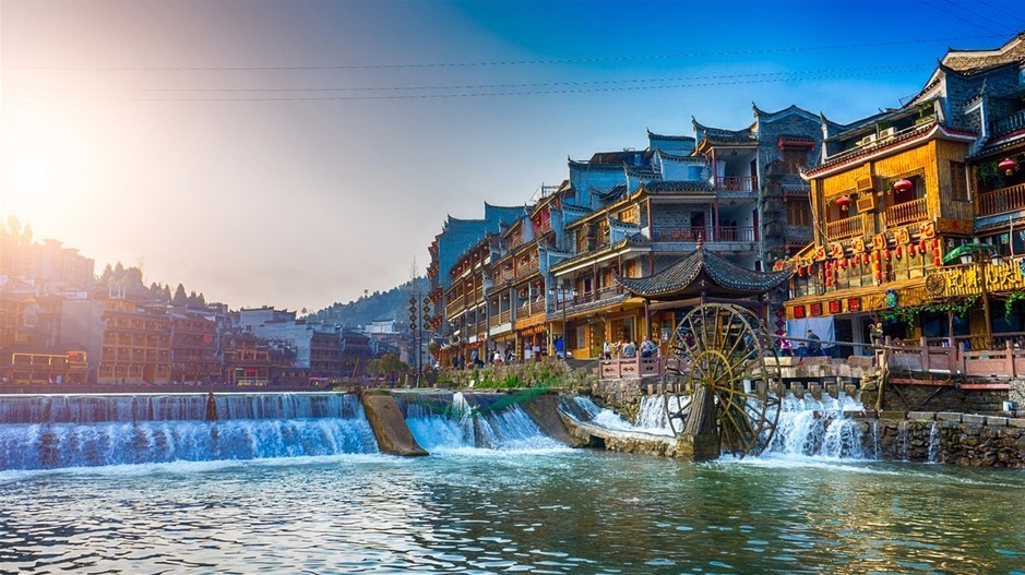 凤凰古城:美丽的古城,不可错过的绝美之地