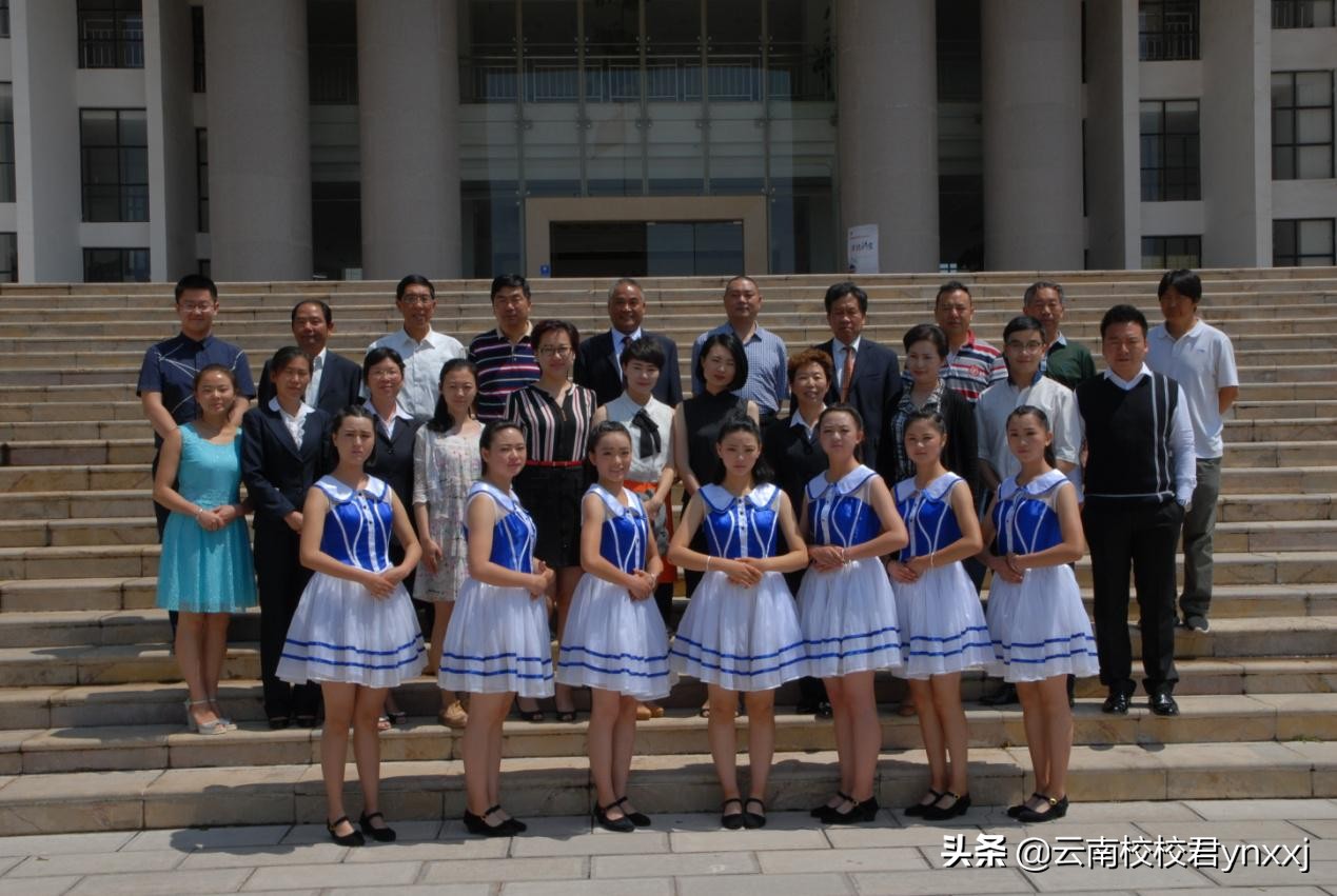 云南曲靖财经学校的校园环境怎么样？