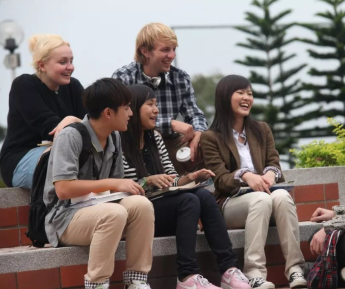 2021年世界大学“工科”排名，清华力压麻省理工，哈工大位列第四