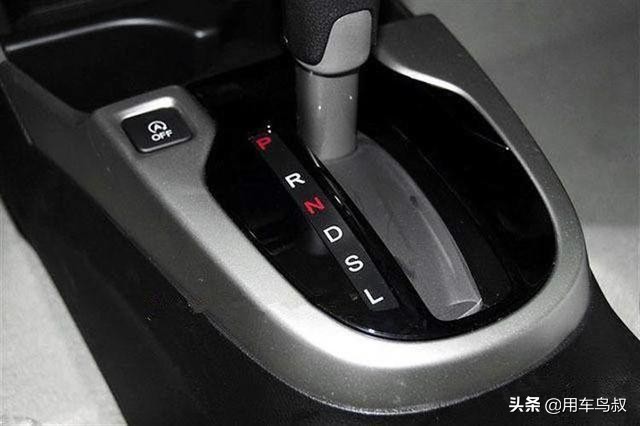 自动挡P、R、N、D、S、L、M正确操作技巧图解