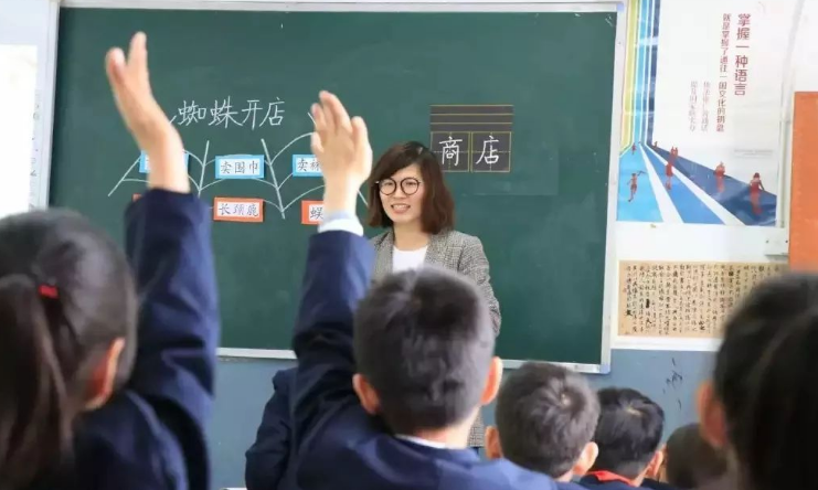 8类“铁饭碗”岗位公开招聘，工作稳定薪酬高，待遇不输公务员