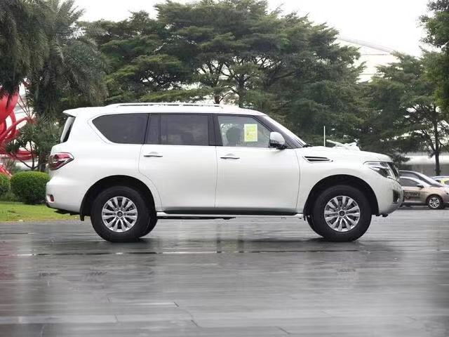 丰田霸道已经过去式,日产新车让人称绝,陆巡都不敢小瞧它