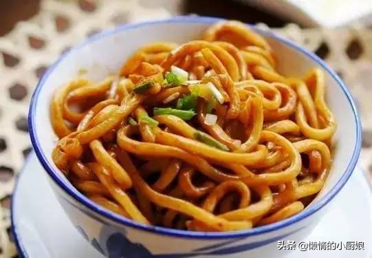 提起武汉除了热干面，你还能想到哪些代表性的美食？哪些你最爱？