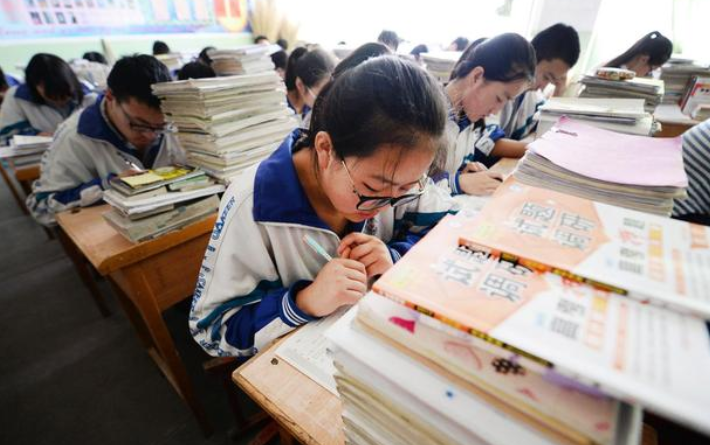 高三前3次模拟考试成绩，哪次“更接近”高考？听听班主任的解释