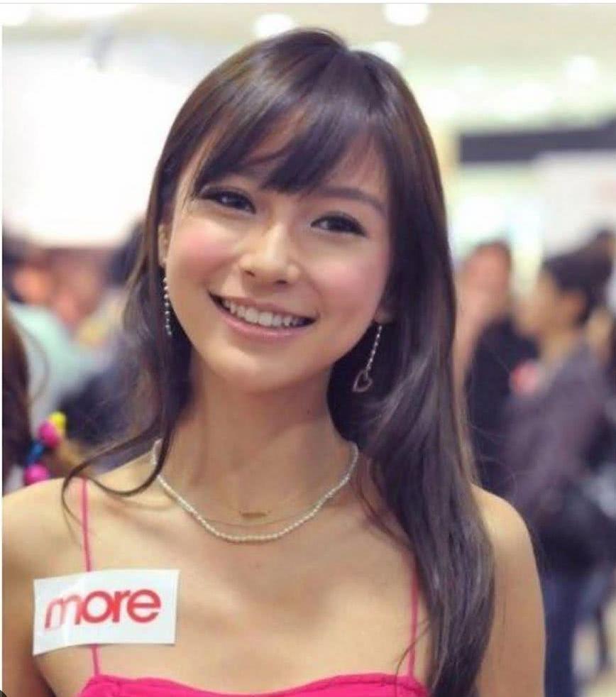 不过baby出道这么多年,可不是一直都一帆风顺的.