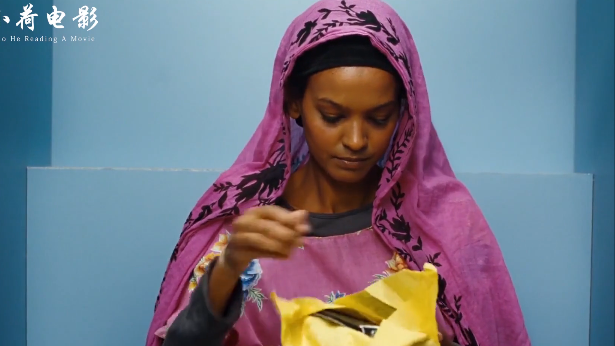 一部话题敏感的欧美片，将非洲女性的难言之隐，展现得淋漓尽致