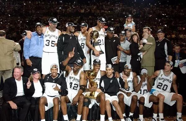 為什么nba球衣有冠軍（至高無上的榮耀！NBA球衣總冠軍Patch知多少？）