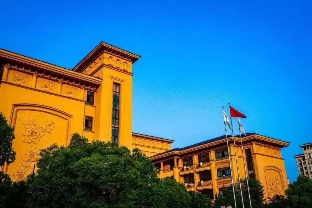 上海星河湾双语学校，开办7年受家长热捧，录取比是多少？