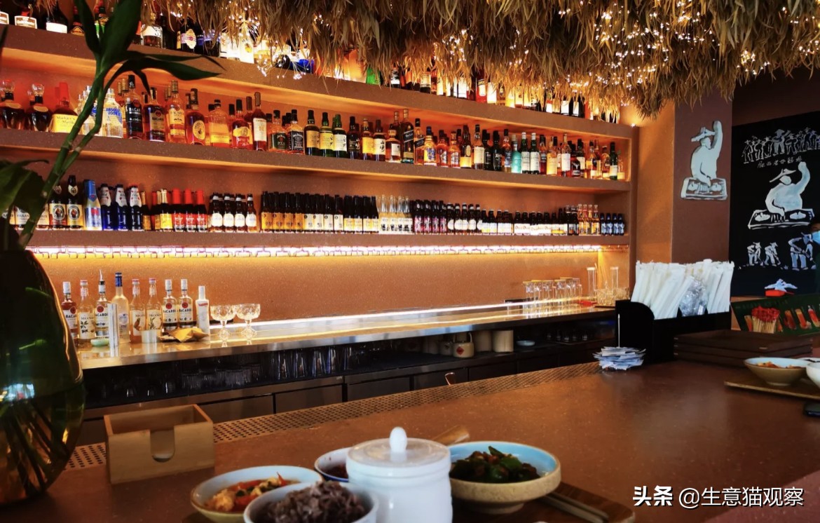 小碗菜快餐（避免浪费的小碗菜的风吹进中式快餐）