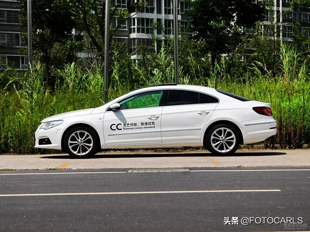实拍|12款大众CC 3.0 V6版本，这代CC才真是最美的，你觉得呢？