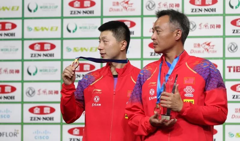 乒乓球世界杯决男团决赛结果（男团3比1韩国！秦志戬点评，各个角色都收获颇丰）