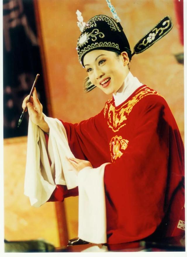 黄梅戏《女驸马》:传统资料的浴火重生