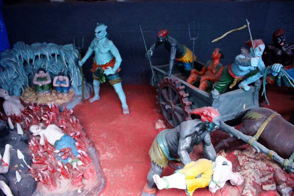 游鬼城:阴森幽都域,无奈奈何桥,恐怖鬼门关