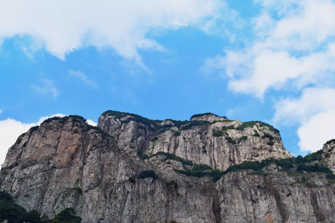 颜值爆表的小城,奇山不输黄山,秀水叫板桂林,绝对值得一去