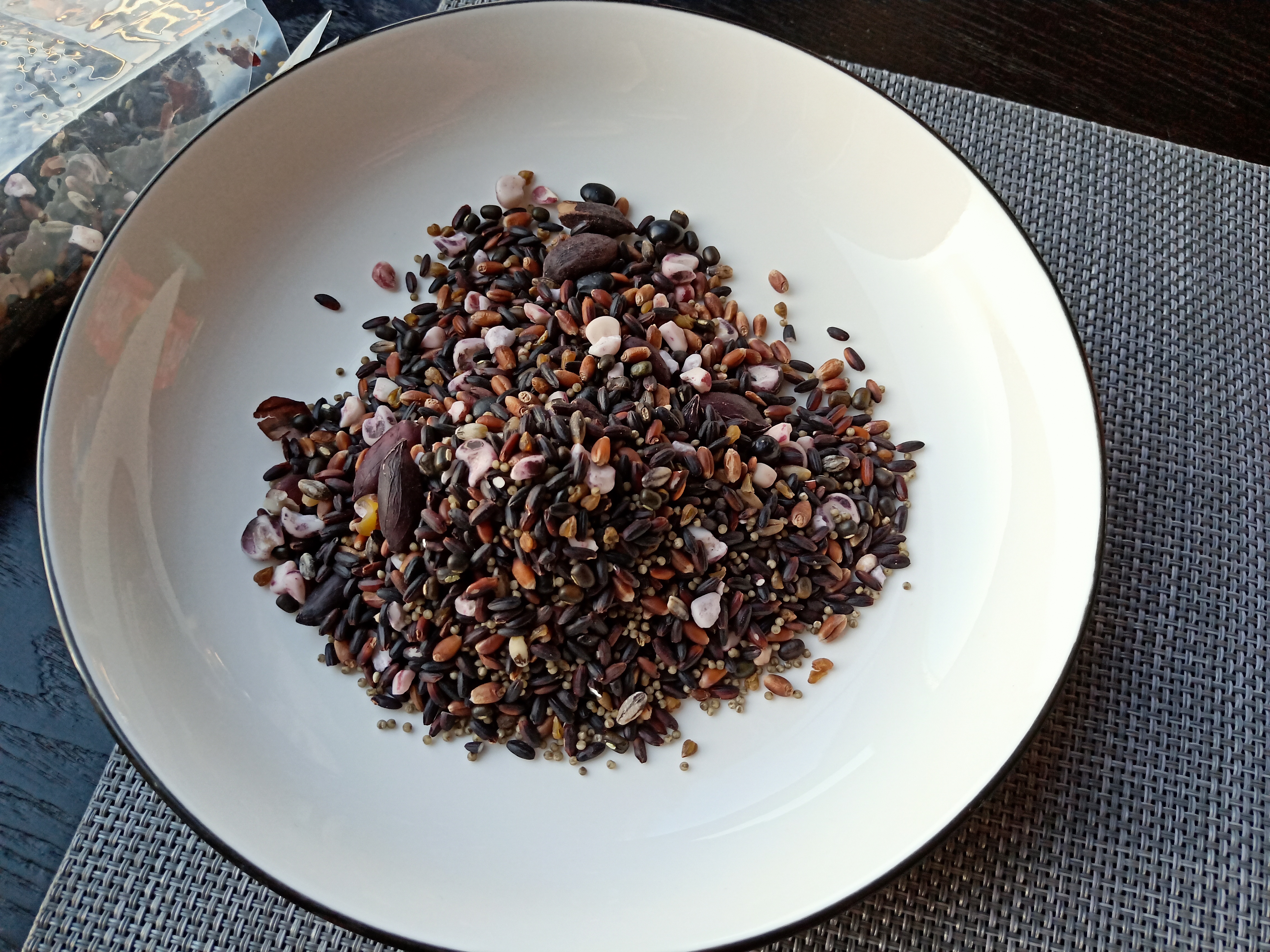 一洗就掉色？这样的黑米能吃吗？1招教你分辨真假