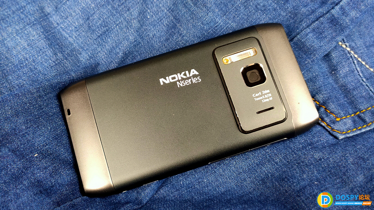塞班老机回顾 第01期:诺基亚n8,第一款symbian^3系统革命性产品