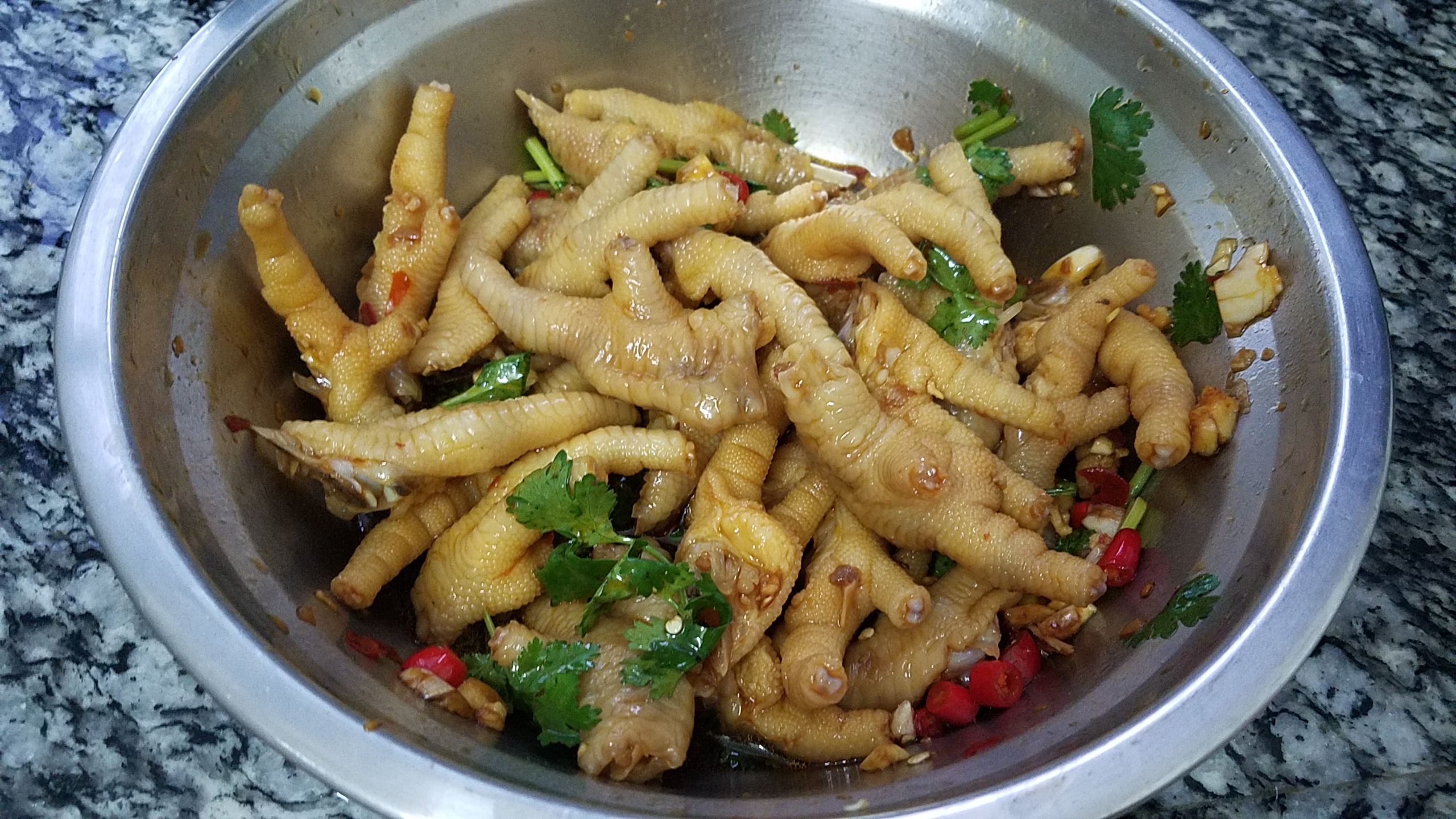 鸡爪的做法大全(生烤鸡爪的做法大全)