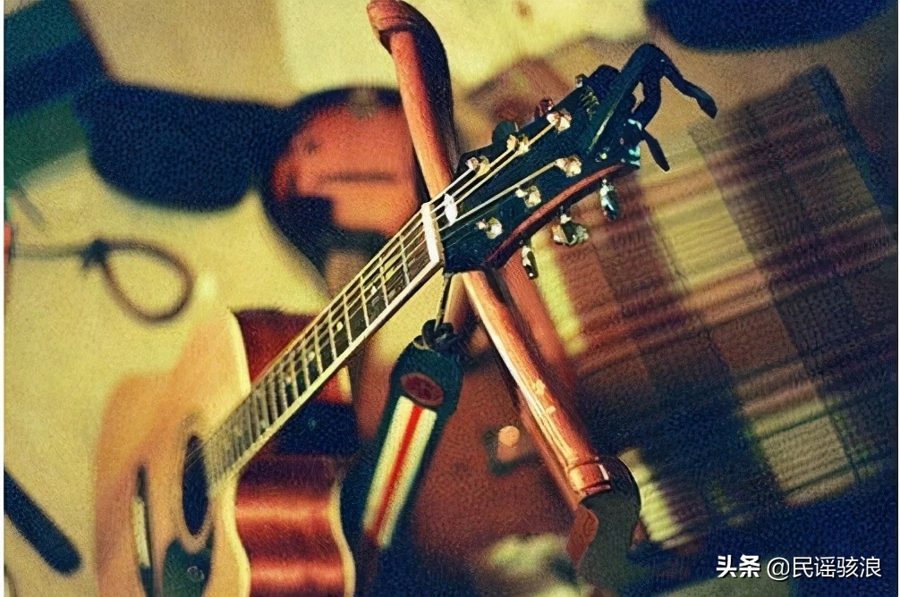 新手怎么学吉他基础入门教程-第1张图片-自学唱歌网