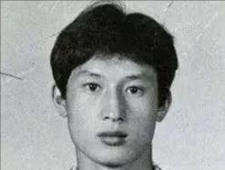 号称韩国“最帅”杀手：专挑丝袜女下手，女性还都爱跟他走