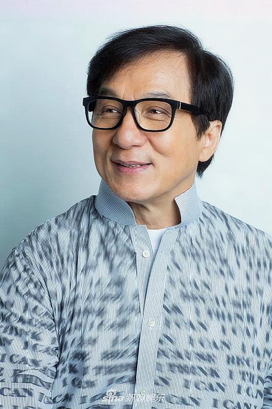 成龙原名叫什么 国际巨星成龙原名叫什么-丹霞百科