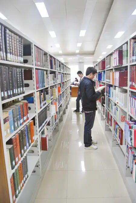 子女不怎么联系的父母，多半生活在社会底层，你怎么看？