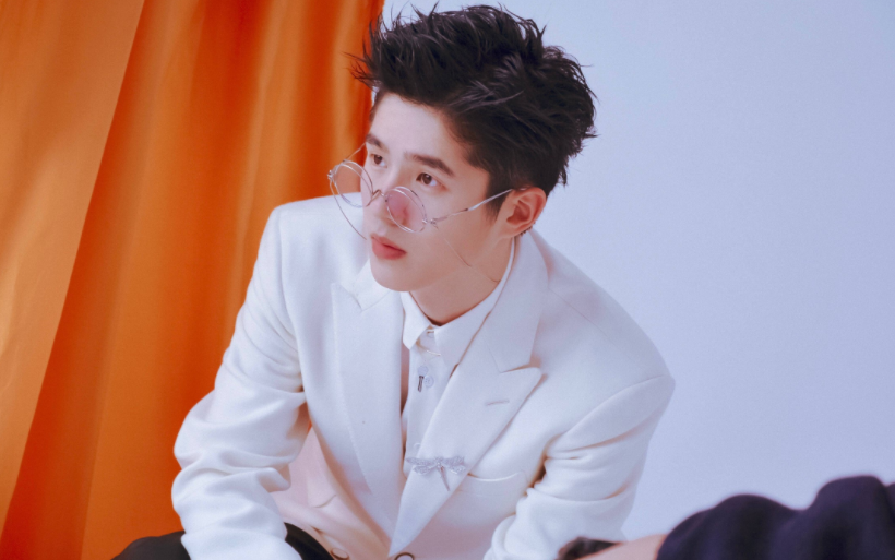 刘昊然顺利考编上岸，引大学生深思，明星也要来抢“铁饭碗”了？