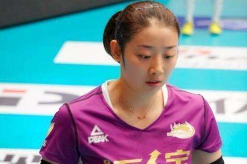 世界杯姚笛名单(中国女排新一代女神姚迪,成了球队颜值的担当)