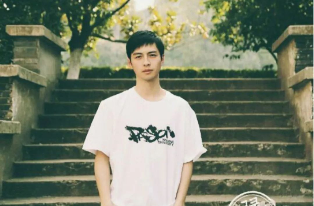 南京大学校草蒲熠星，曾是奥数一等奖，雅思7分，高考却被质疑