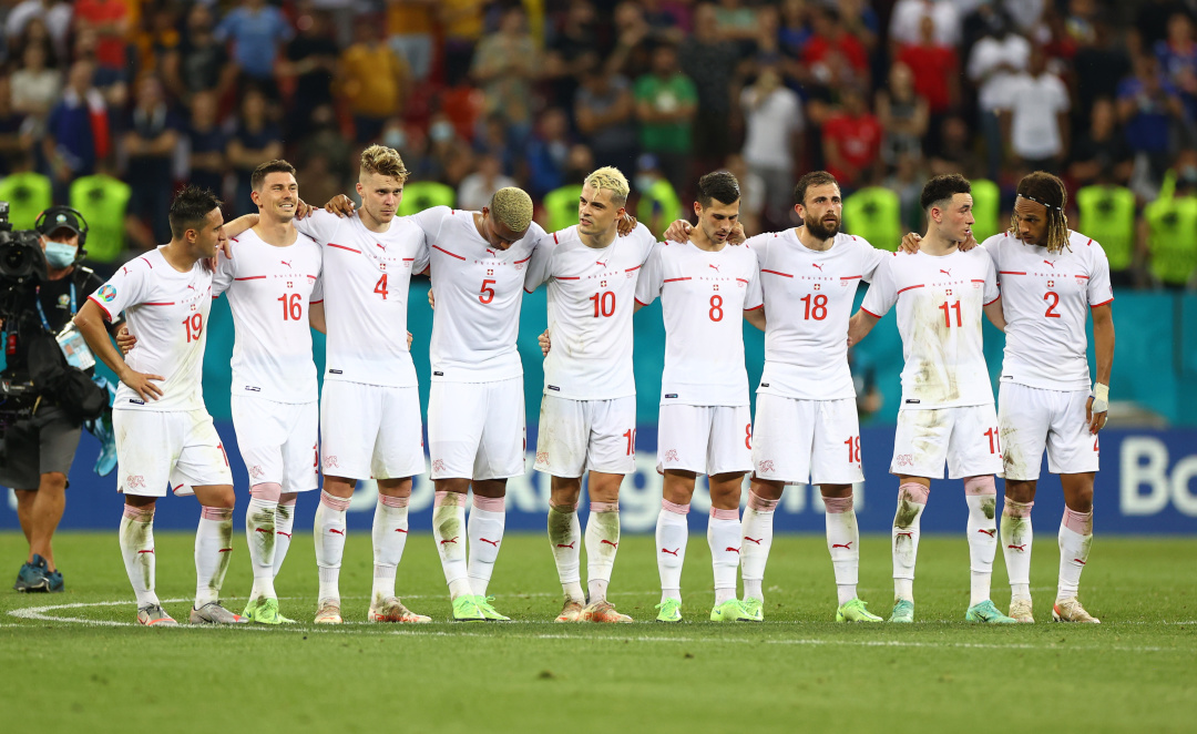 瑞士足球世界杯拿过冠军吗(奇迹夜!史诗夜!上届世界杯冠亚军回家)