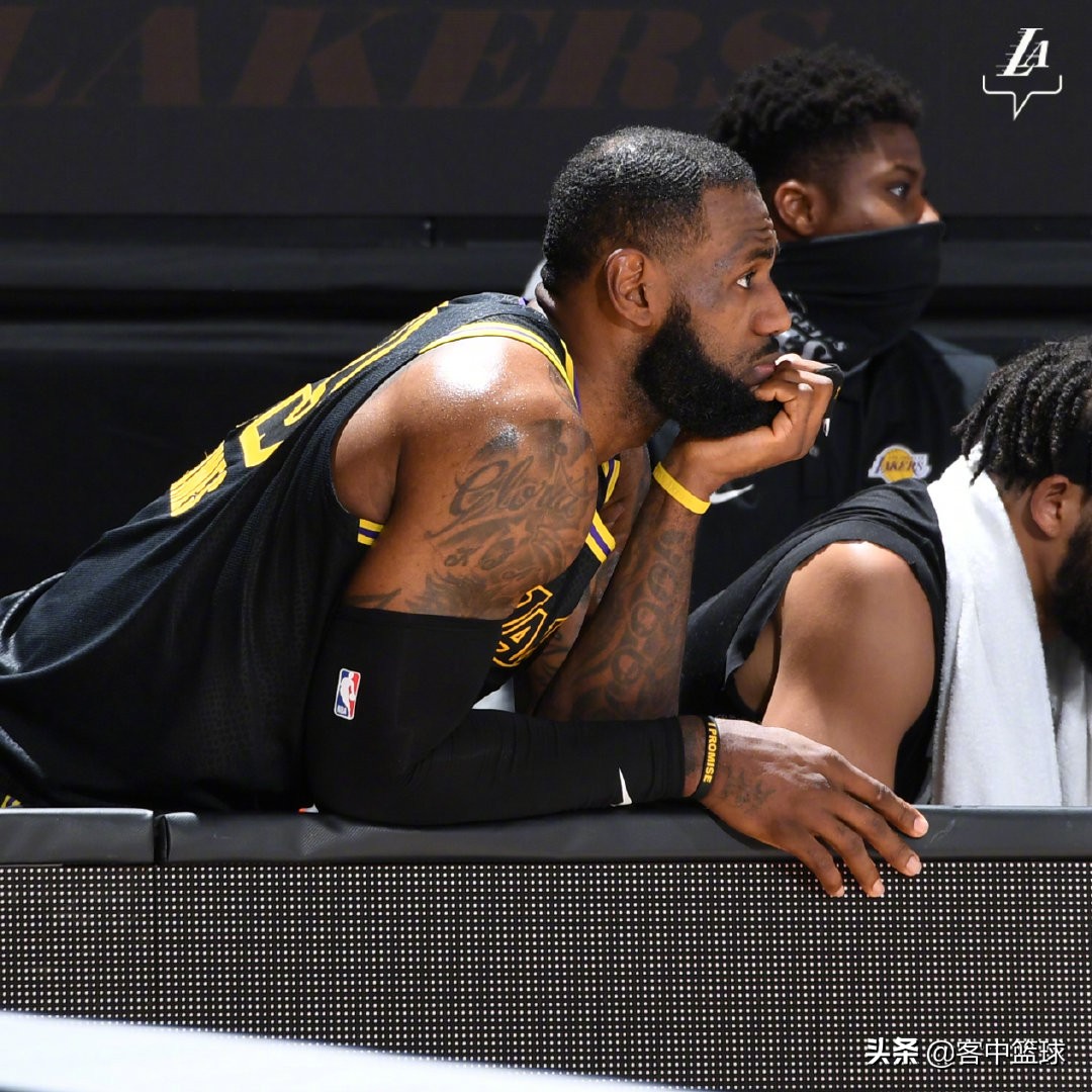 nba打球时间为什么这么晚(5点睡觉，9点起床！湖人抱怨作息时间，名记抨击：快船怎么不呢)