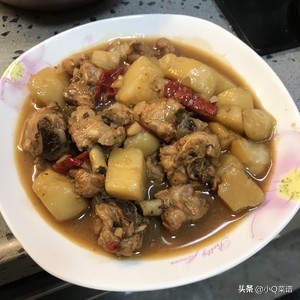 家常鸡肉菜谱，鸡肉炖土豆，简单美味营养，超级下饭，吃不腻