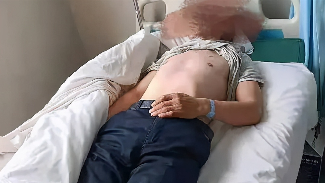 讨要工资1家3口被殴打住院，警方协调赔偿10万私了，法理分析