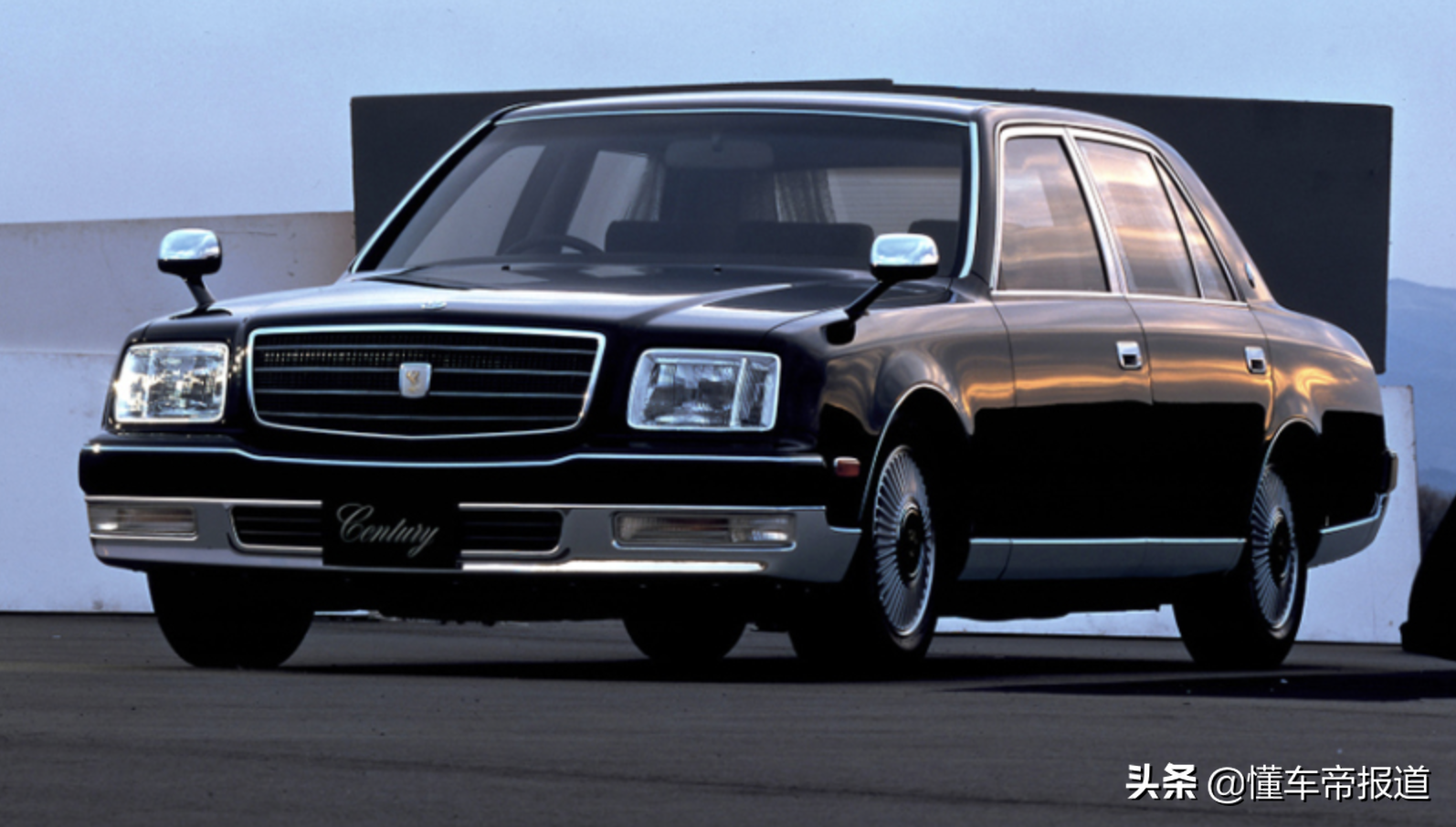 新车 | 售价涨至2008万日元,丰田新款世纪发布,配置进一步升级