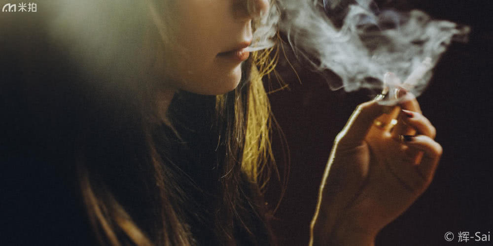 旗袍美女露背写真，这组复古风照片太好看了吧