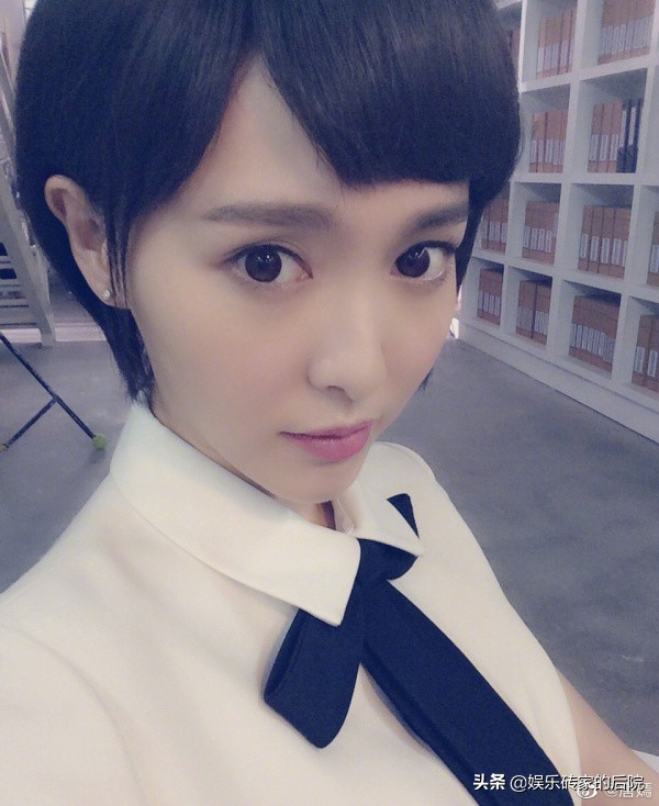 殷桃的“少女感”确实意有所指，但指的却是普罗大众
