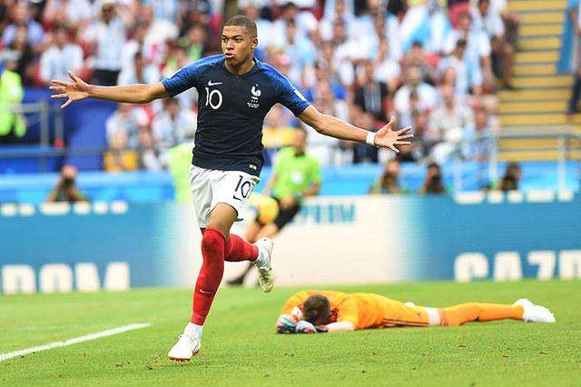 关于世界杯法国vs阿根廷赛况的信息