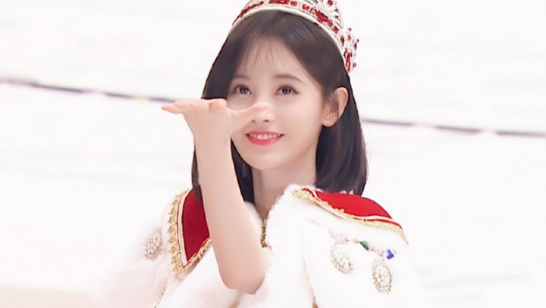 鞠婧祎备忘录被嘲热评点赞16万，这个世界凭什么对她有这般恶意？