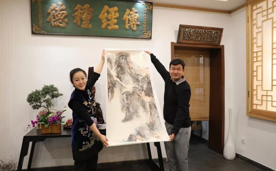 山水马龙是什么意思(云起时——马龙山水画作品展在北京华亚艺术基金会隆重开幕)