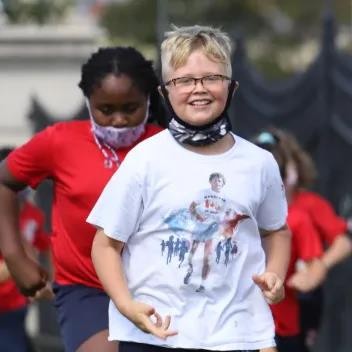 加拿大寄宿高中邦德永不放弃，Terry Fox Run为希望而跑