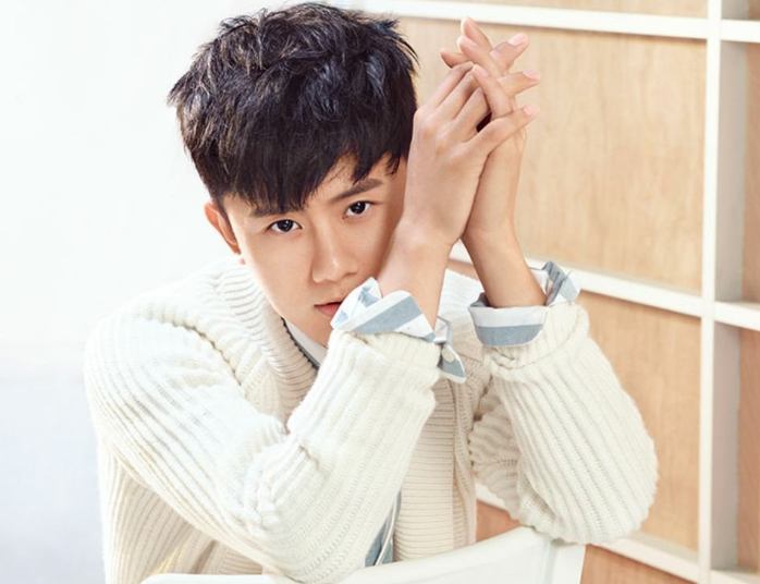 张杰大学（张杰签电影学院当老师）