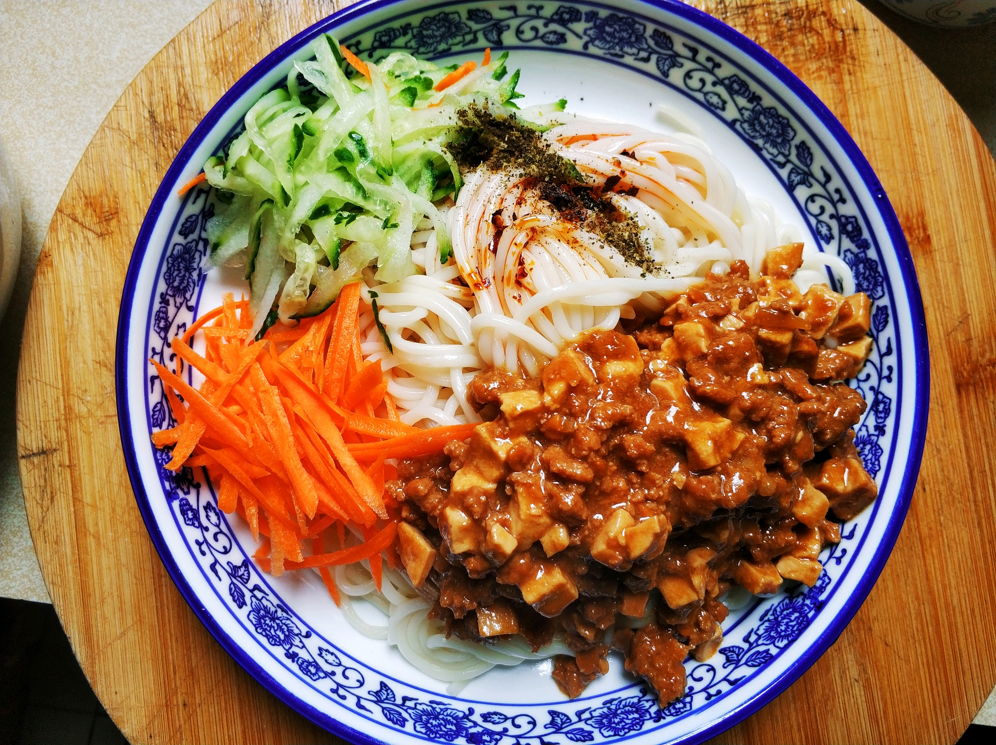 炸酱面的酱怎么做(西红柿炸酱面的酱怎么做) - 风集网