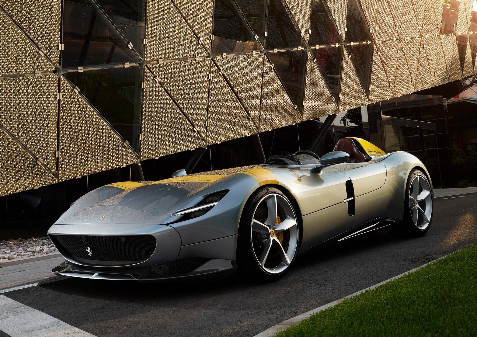 法拉利2021年全部阵容价格及参数